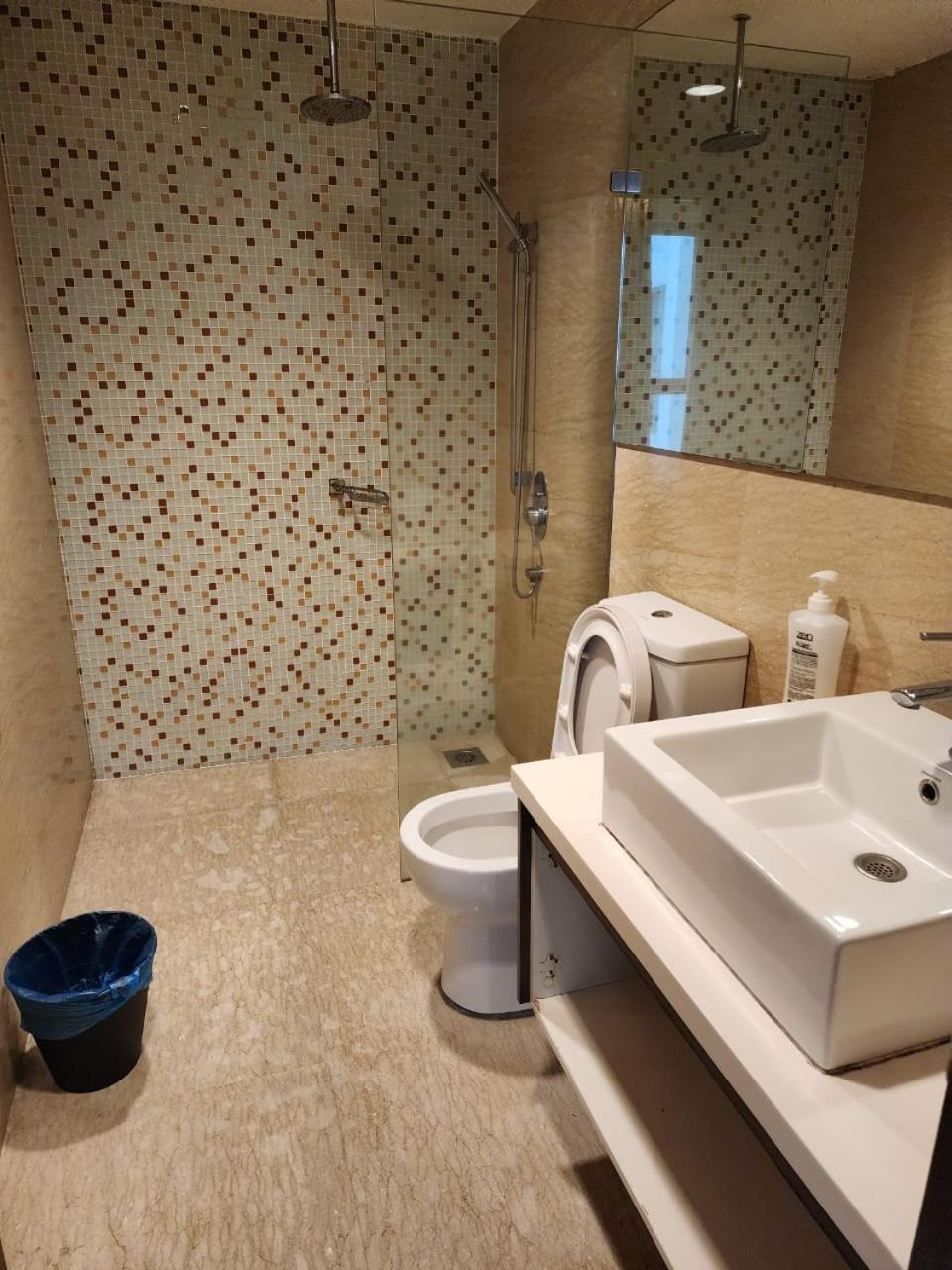 Apartment Regalia Kl Infinity Pool _ By Mygehomes Kuala Lumpur