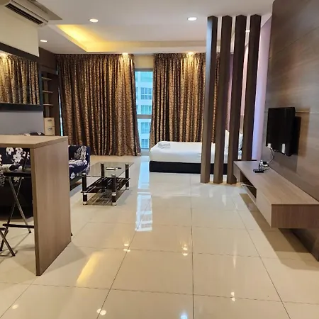 Regalia Suites Kl Infinity Pool _ By Mygehomes Kuala Lumpur Exterior photo