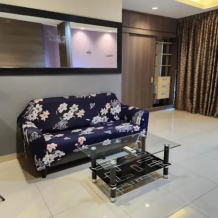 Regalia Suites Kl Infinity Pool _ By Mygehomes Kuala Lumpur Exterior photo